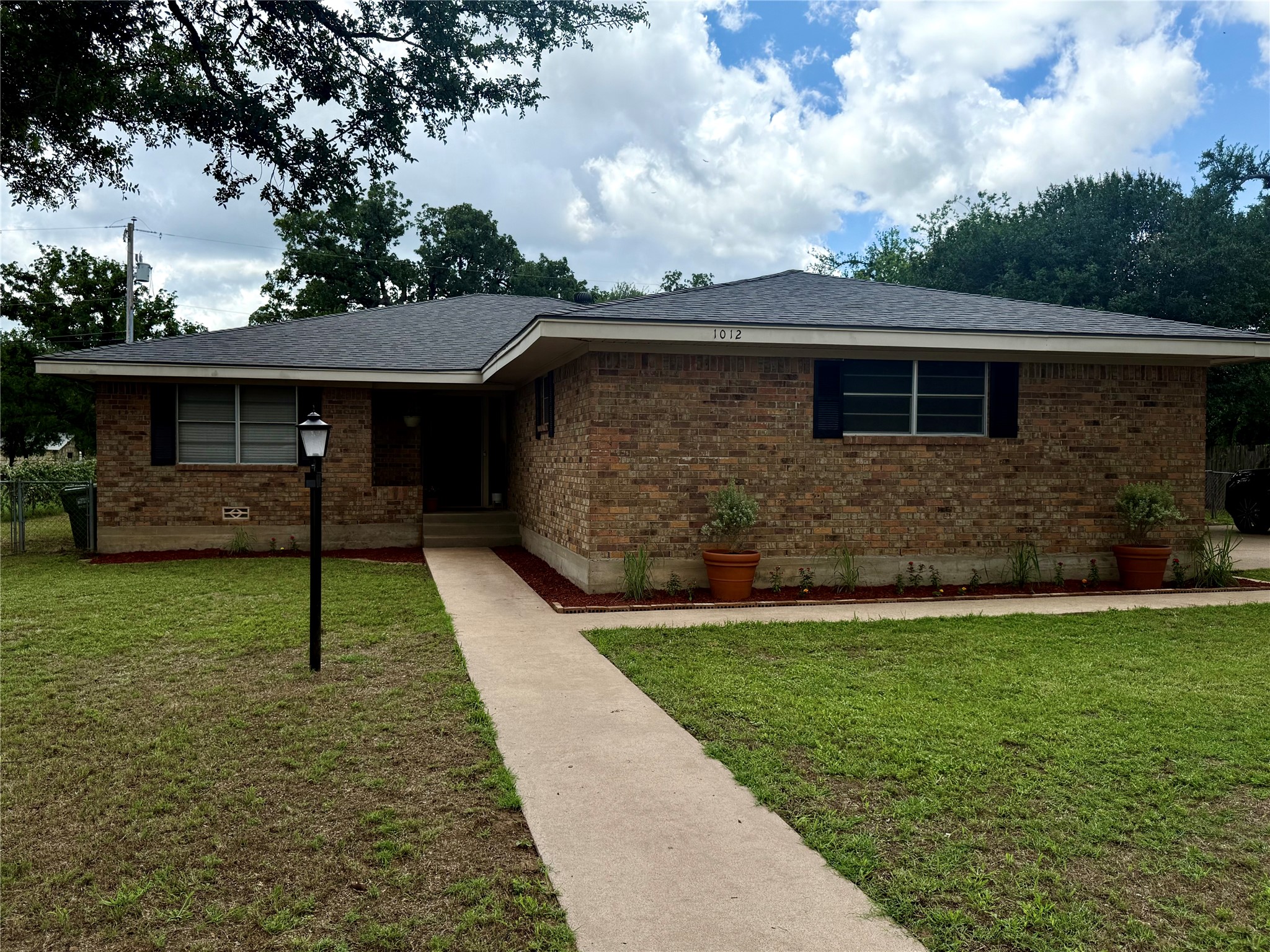 1012 Holden Street Glen Rose TX 76043