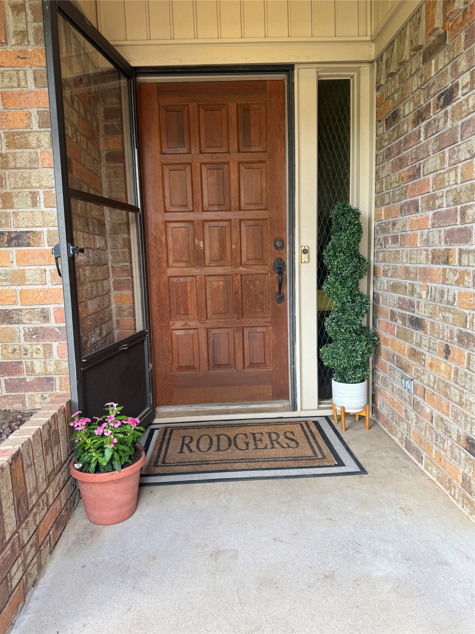 1012 Holden Street Glen Rose TX 76043