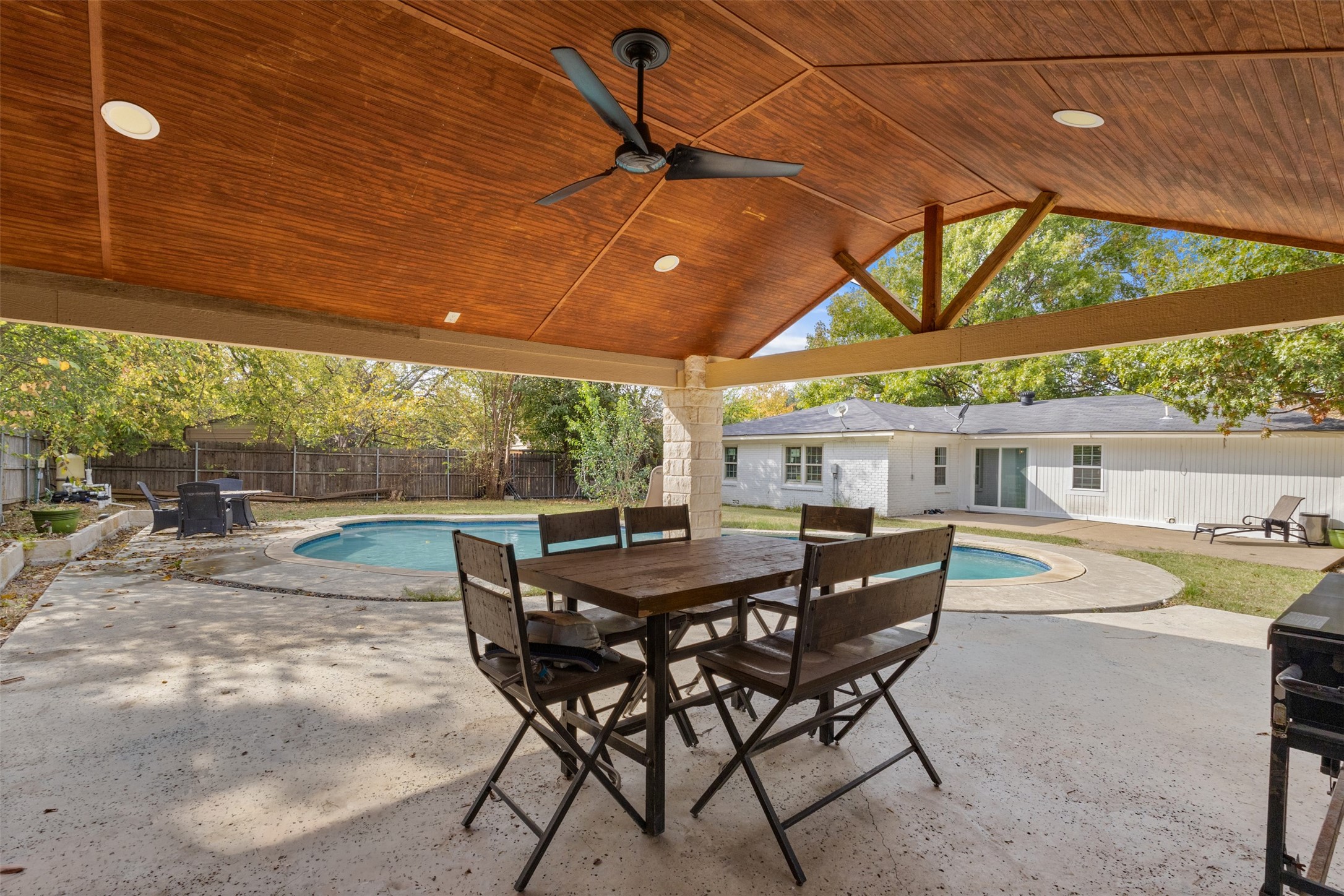 4809 Waldron Avenue Fort Worth TX 76133