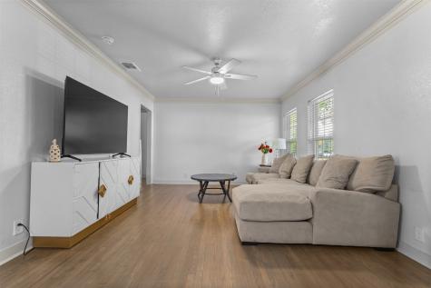 4809 Waldron Avenue Fort Worth TX 76133