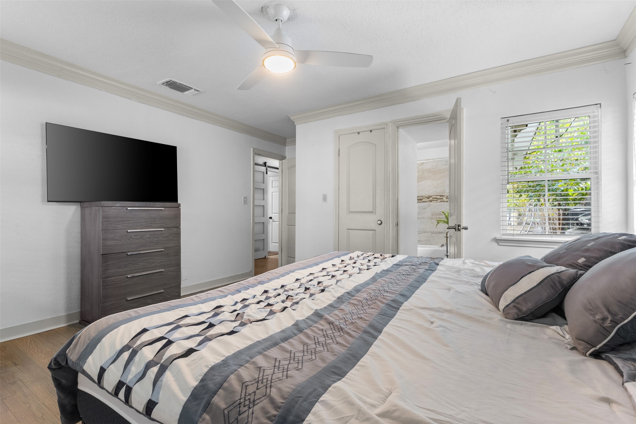 4809 Waldron Avenue Fort Worth TX 76133