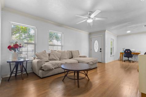 4809 Waldron Avenue Fort Worth TX 76133