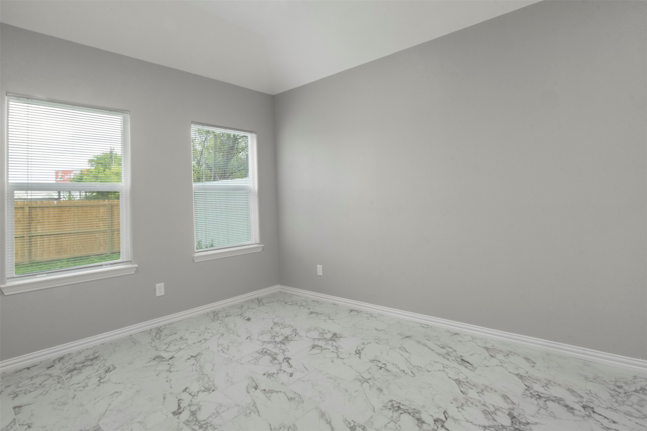 1542 Caldwell Street Dallas TX 75223