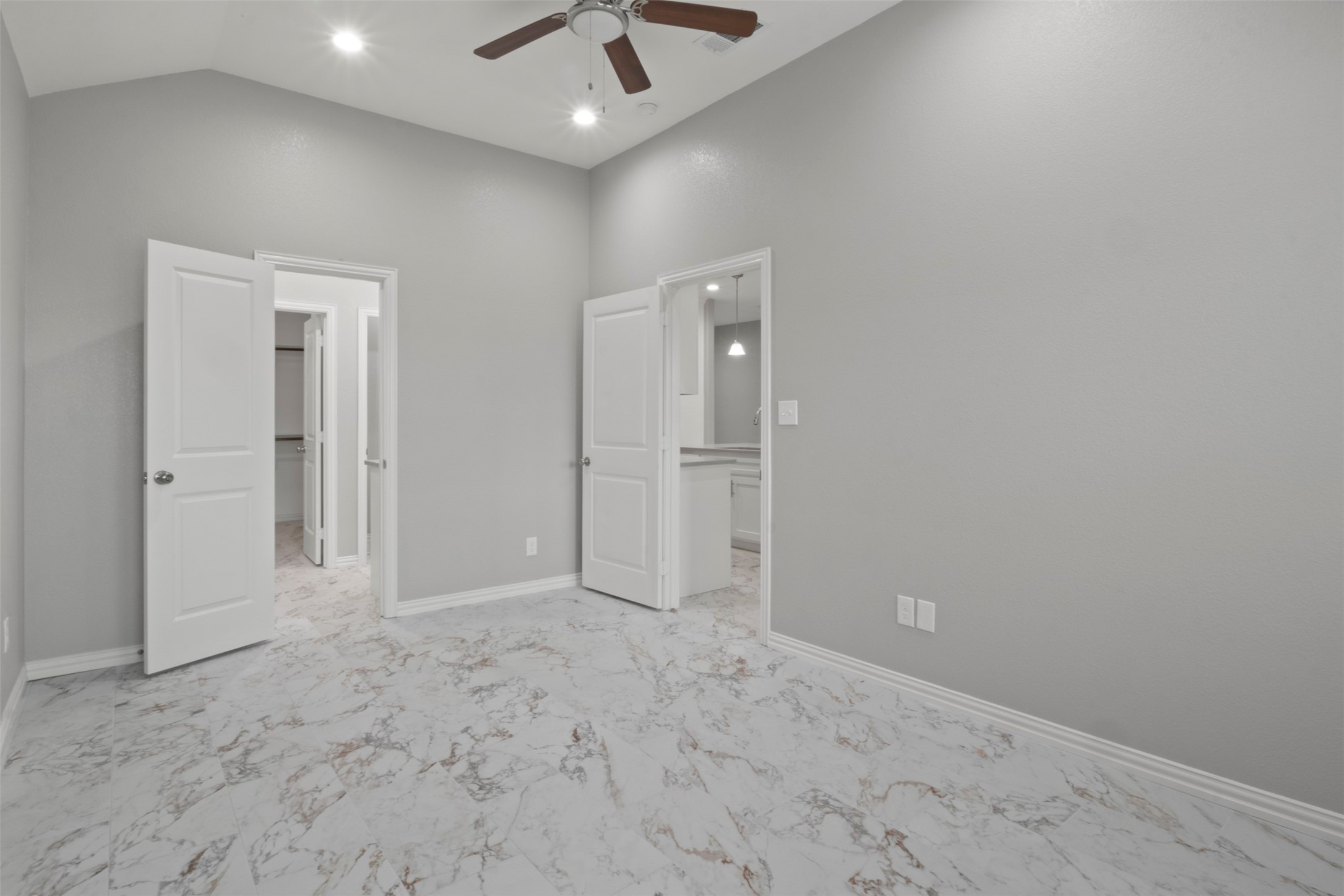 1542 Caldwell Street Dallas TX 75223