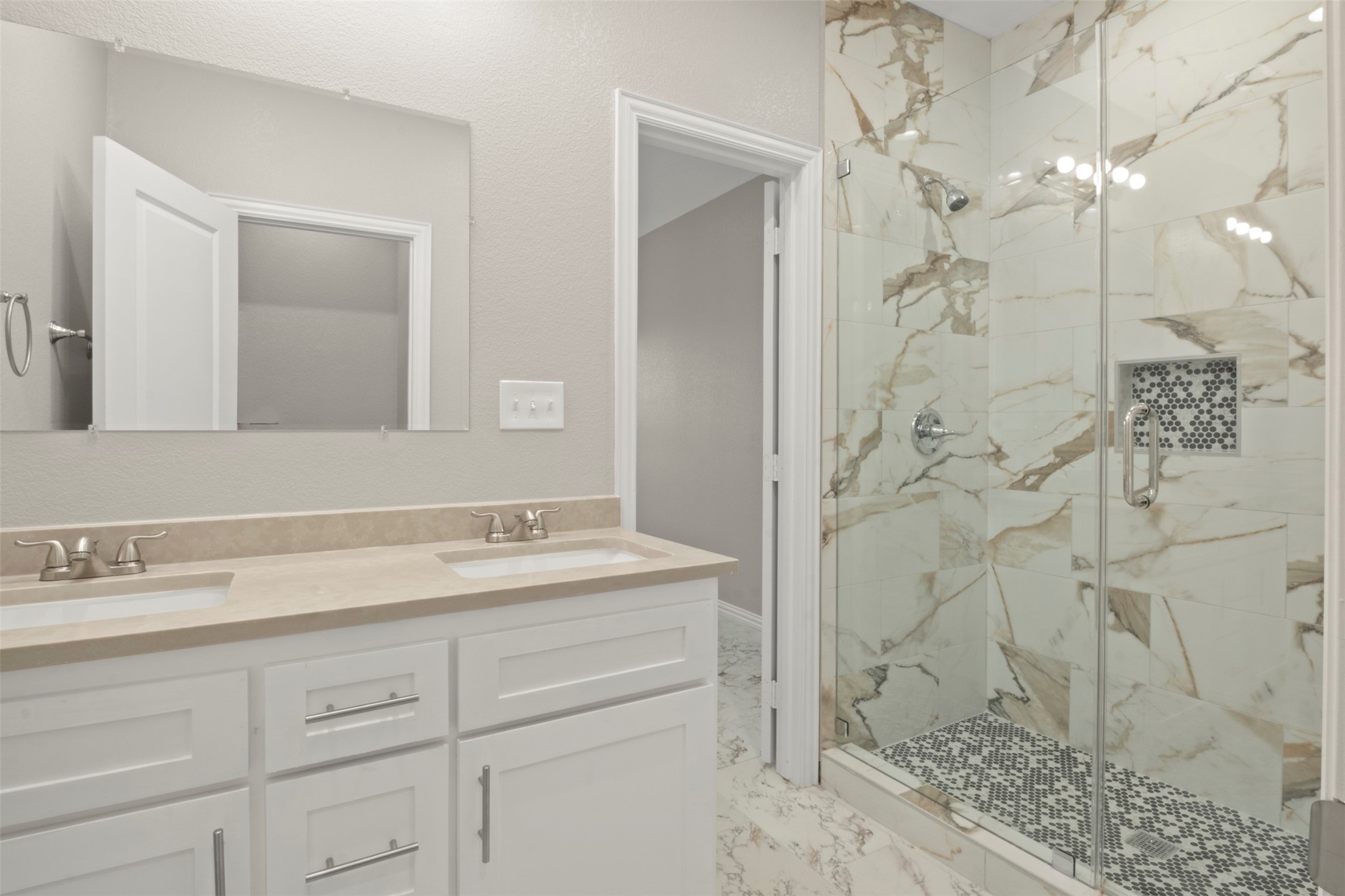 1542 Caldwell Street Dallas TX 75223