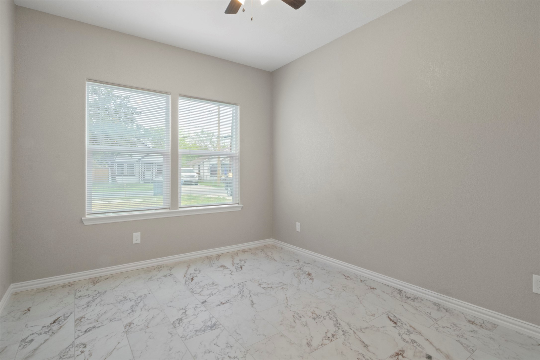 1542 Caldwell Street Dallas TX 75223