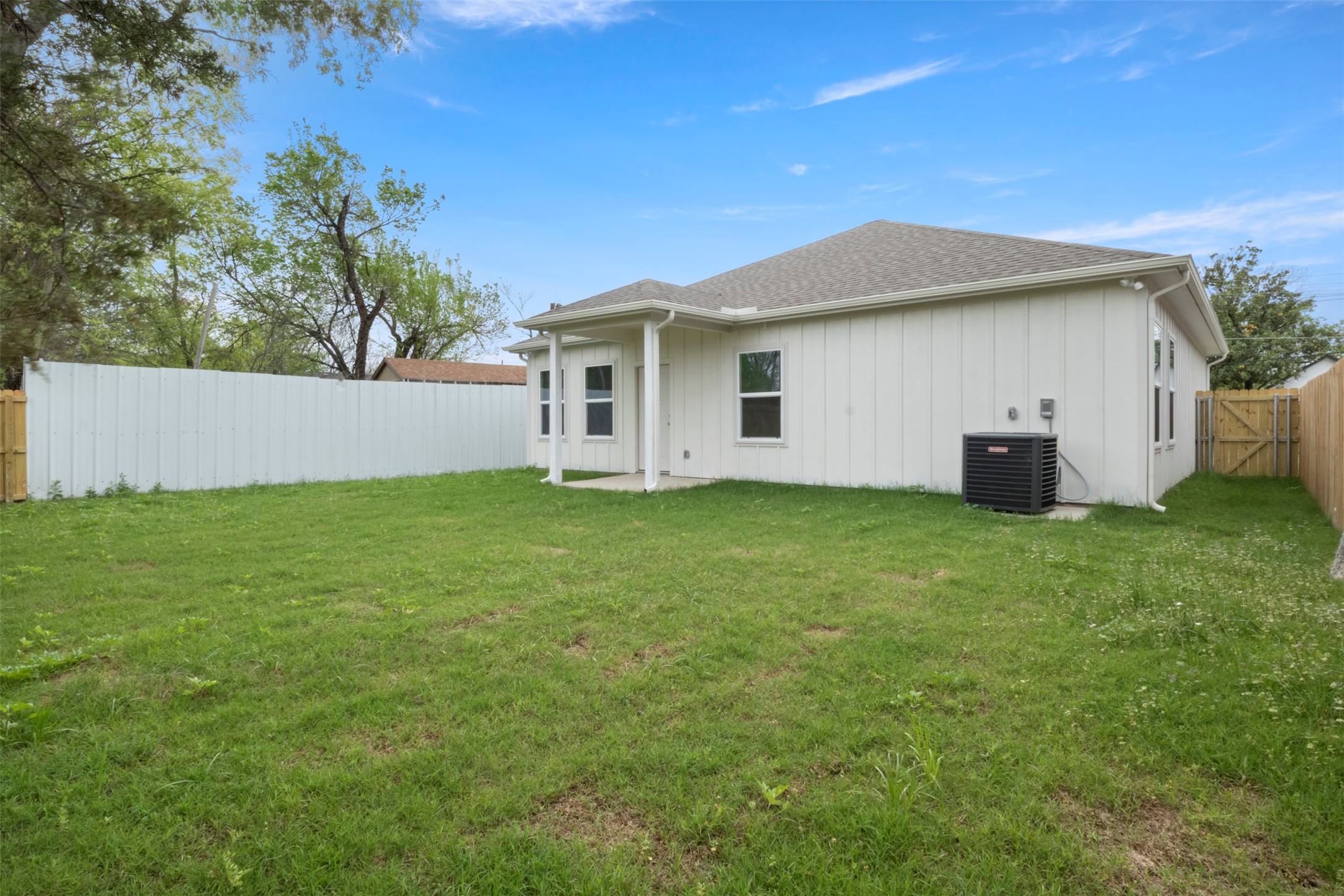 1542 Caldwell Street Dallas TX 75223
