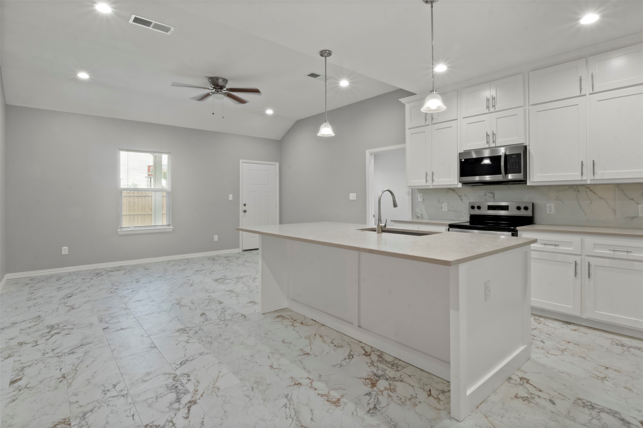 1542 Caldwell Street Dallas TX 75223