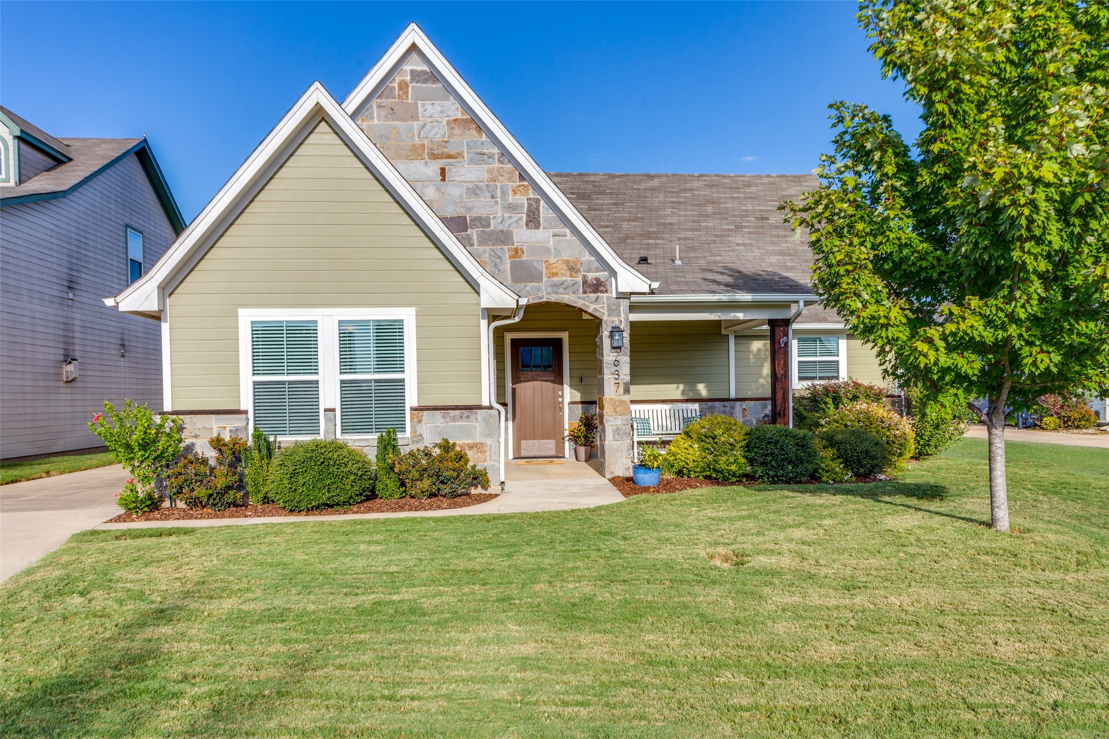 637 Kagen Court Burleson TX 76028