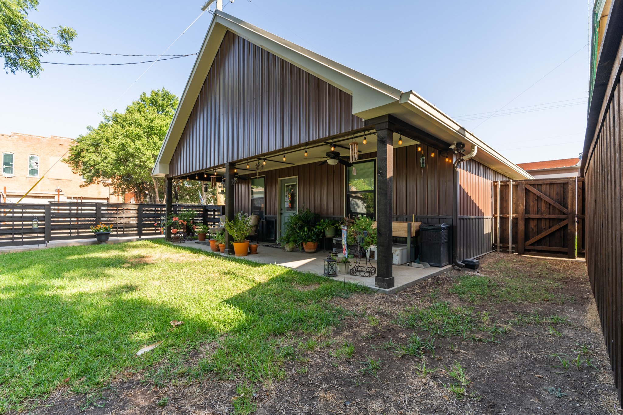 116 E Gould Street Hillsboro TX 76645