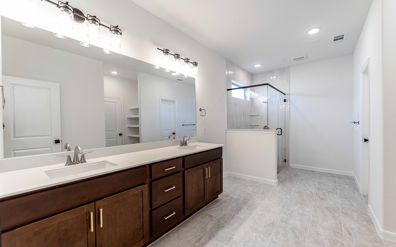1713 Blossom Trail Mesquite TX 75181
