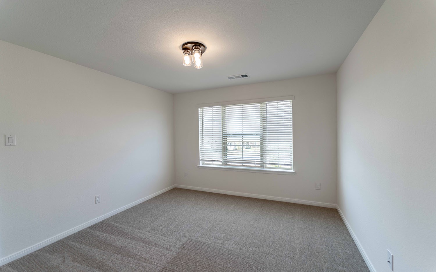 1713 Blossom Trail Mesquite TX 75181