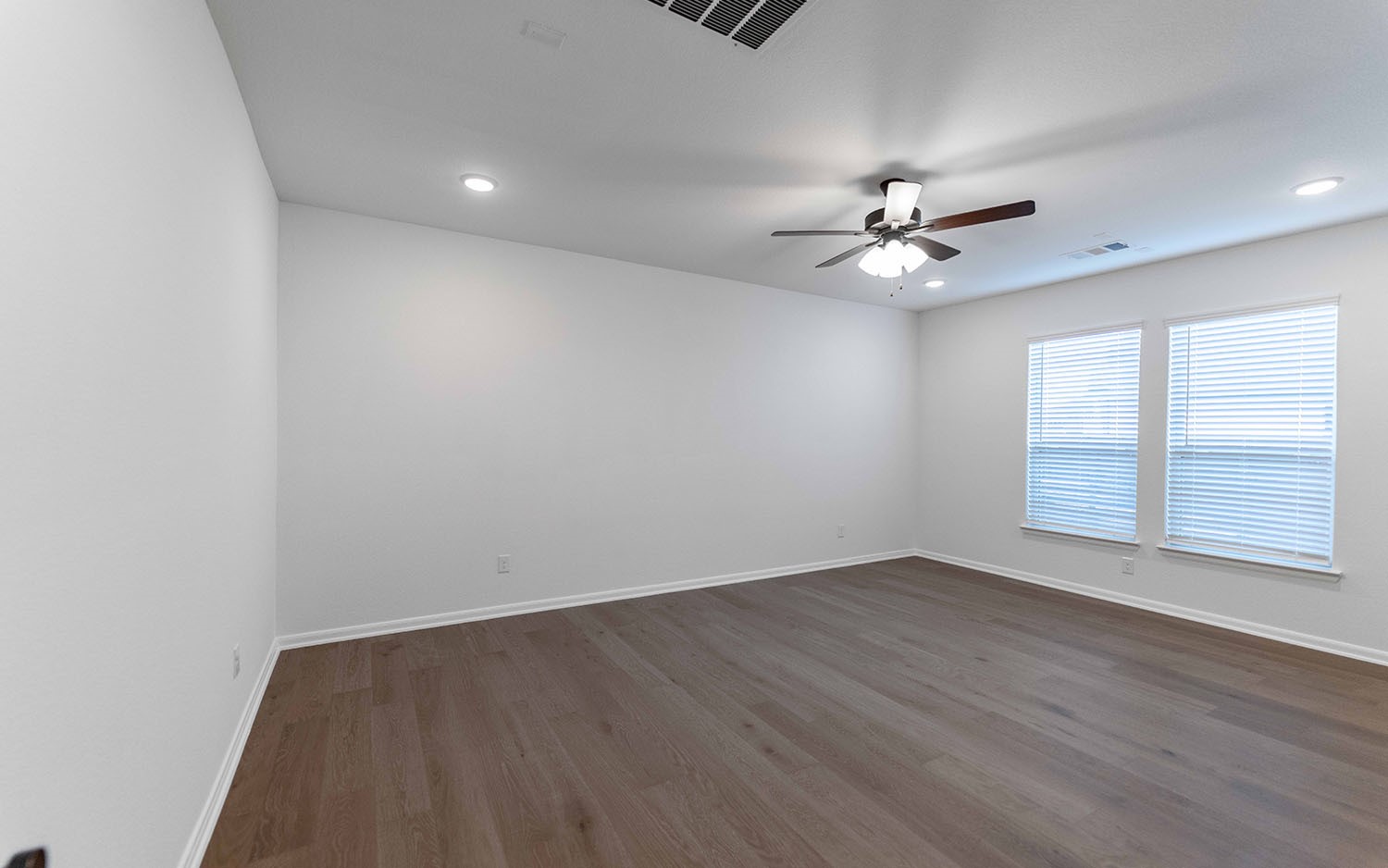 1713 Blossom Trail Mesquite TX 75181
