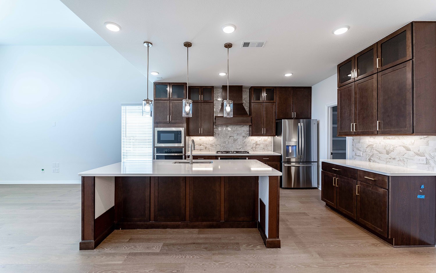 1713 Blossom Trail Mesquite TX 75181