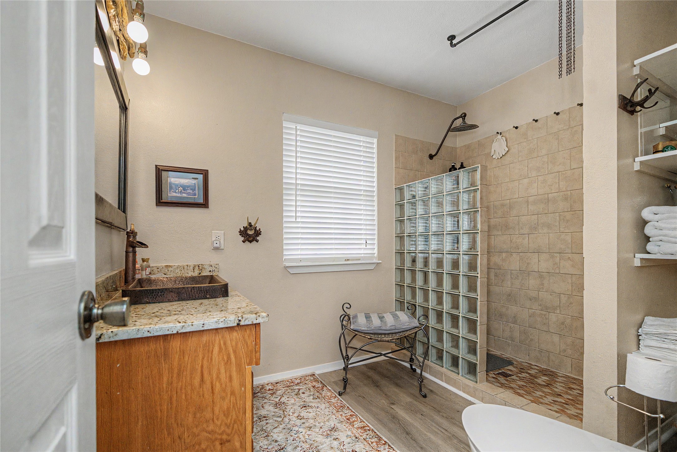 1152 W Lake Drive Weatherford TX 76087