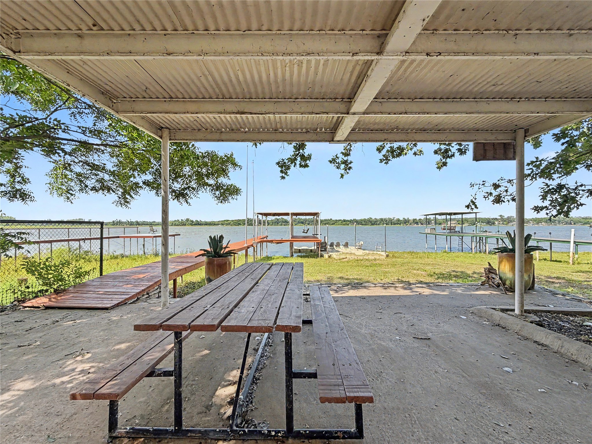 1152 W Lake Drive Weatherford TX 76087