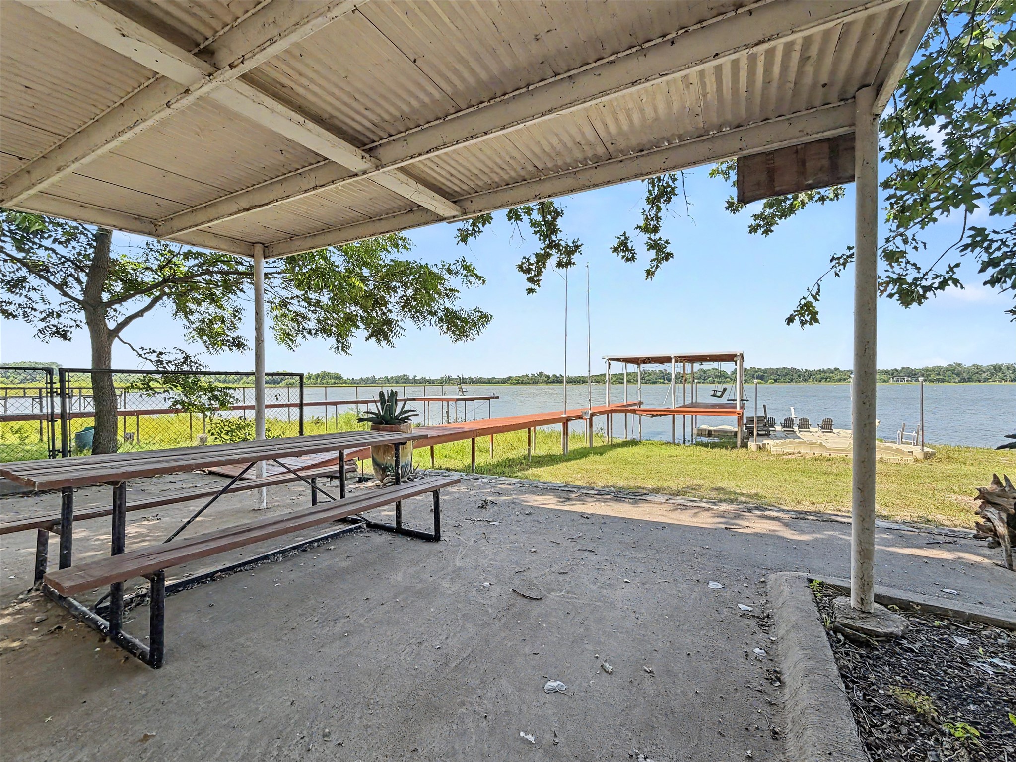1152 W Lake Drive Weatherford TX 76087
