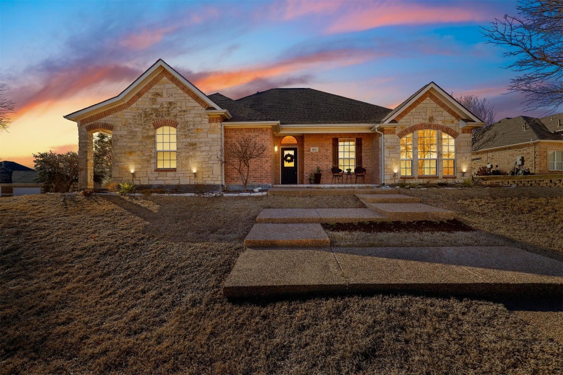 8955 Reata Place Trail Benbrook TX 76126