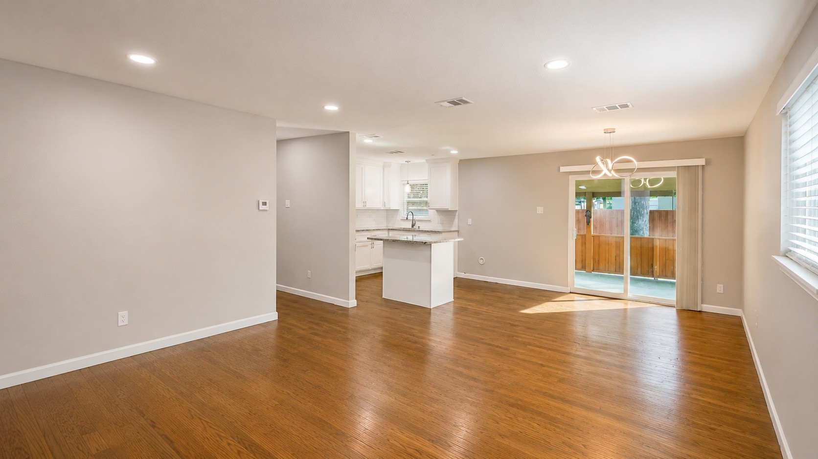 3228 Millmar Drive Dallas TX 75228