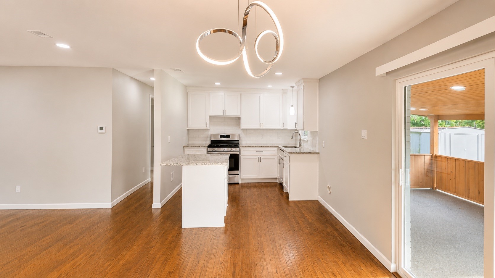 3228 Millmar Drive Dallas TX 75228