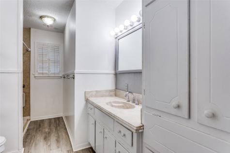 209 Teeter Drive Crowley TX 76036