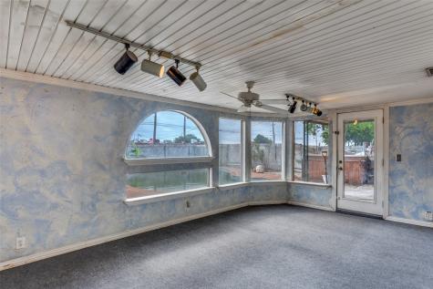 209 Teeter Drive Crowley TX 76036