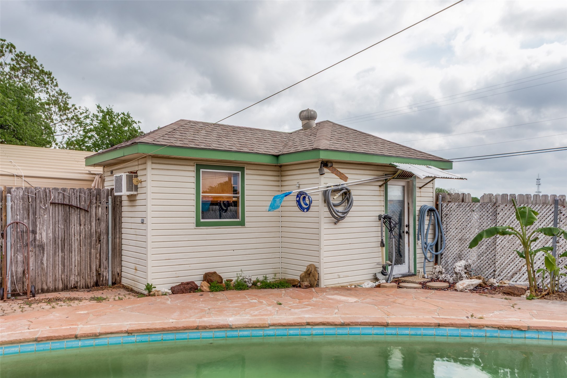209 Teeter Drive Crowley TX 76036