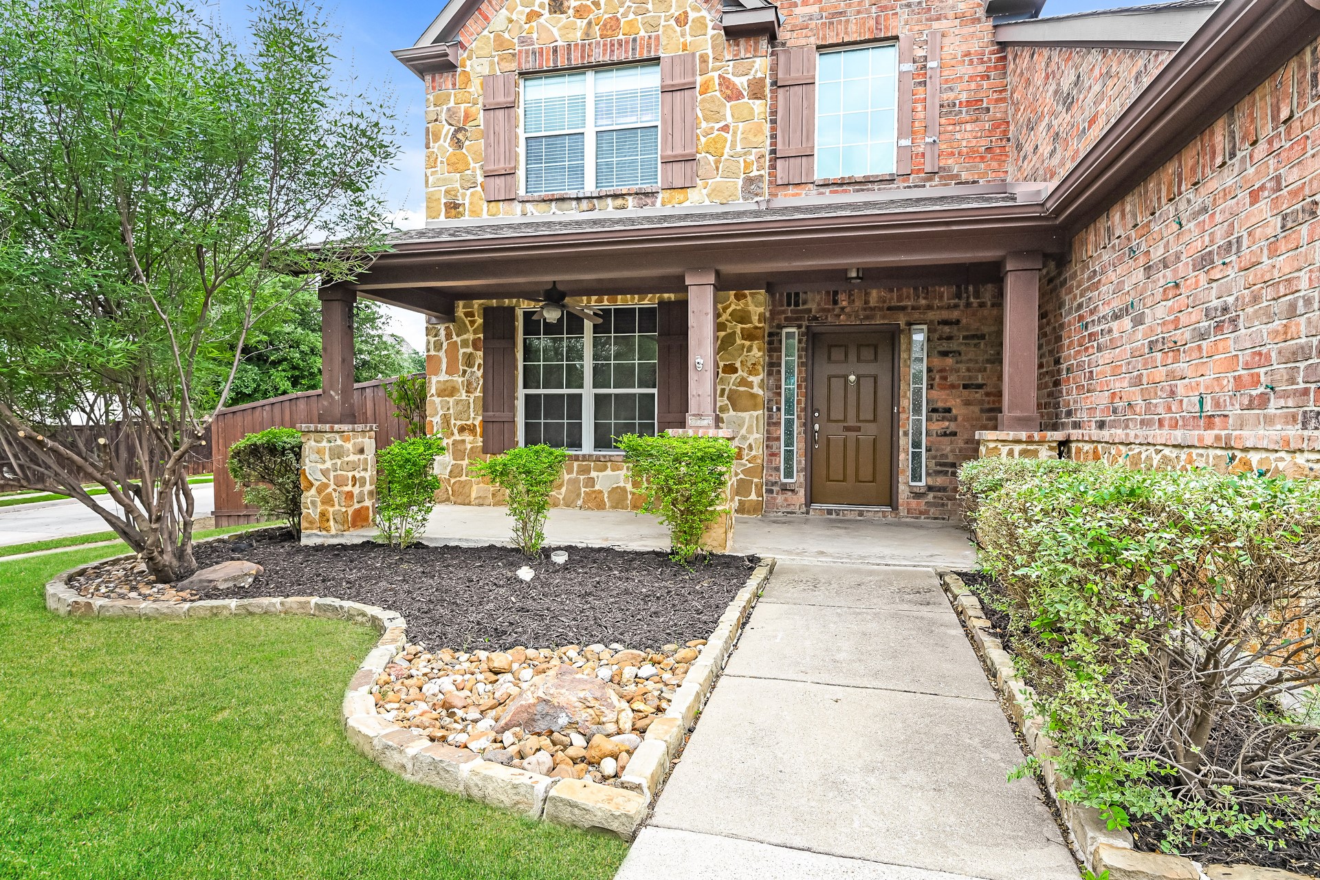 4852 Cliburn Drive Fort Worth TX 76244