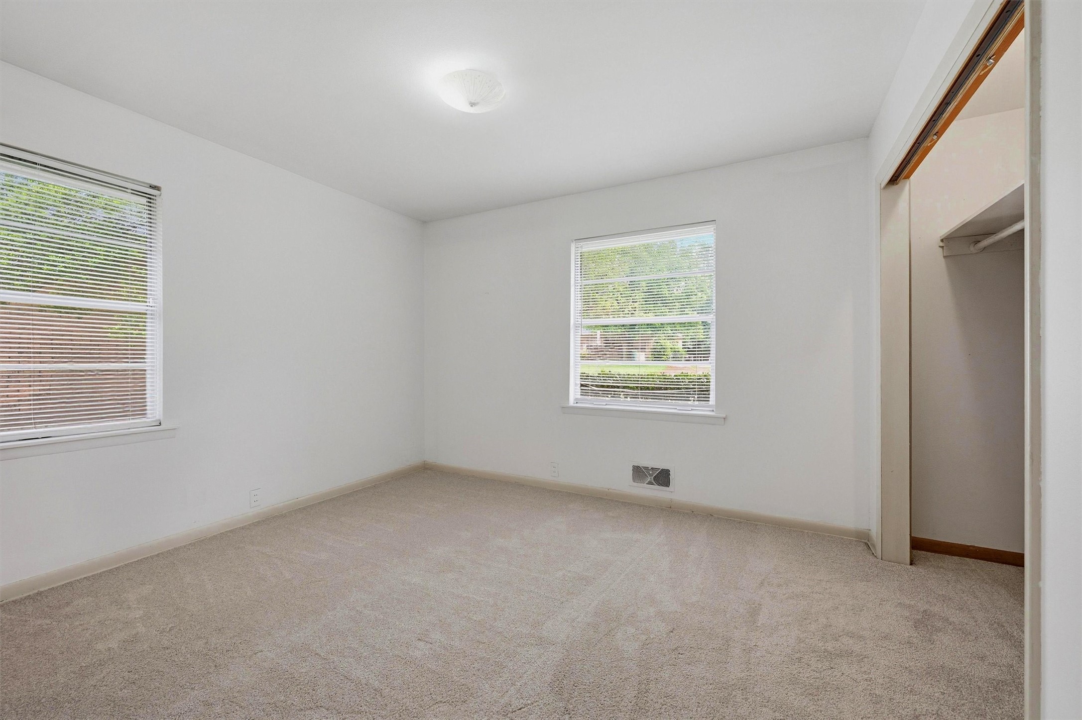 1119 W Mcgee Street Sherman TX 75092