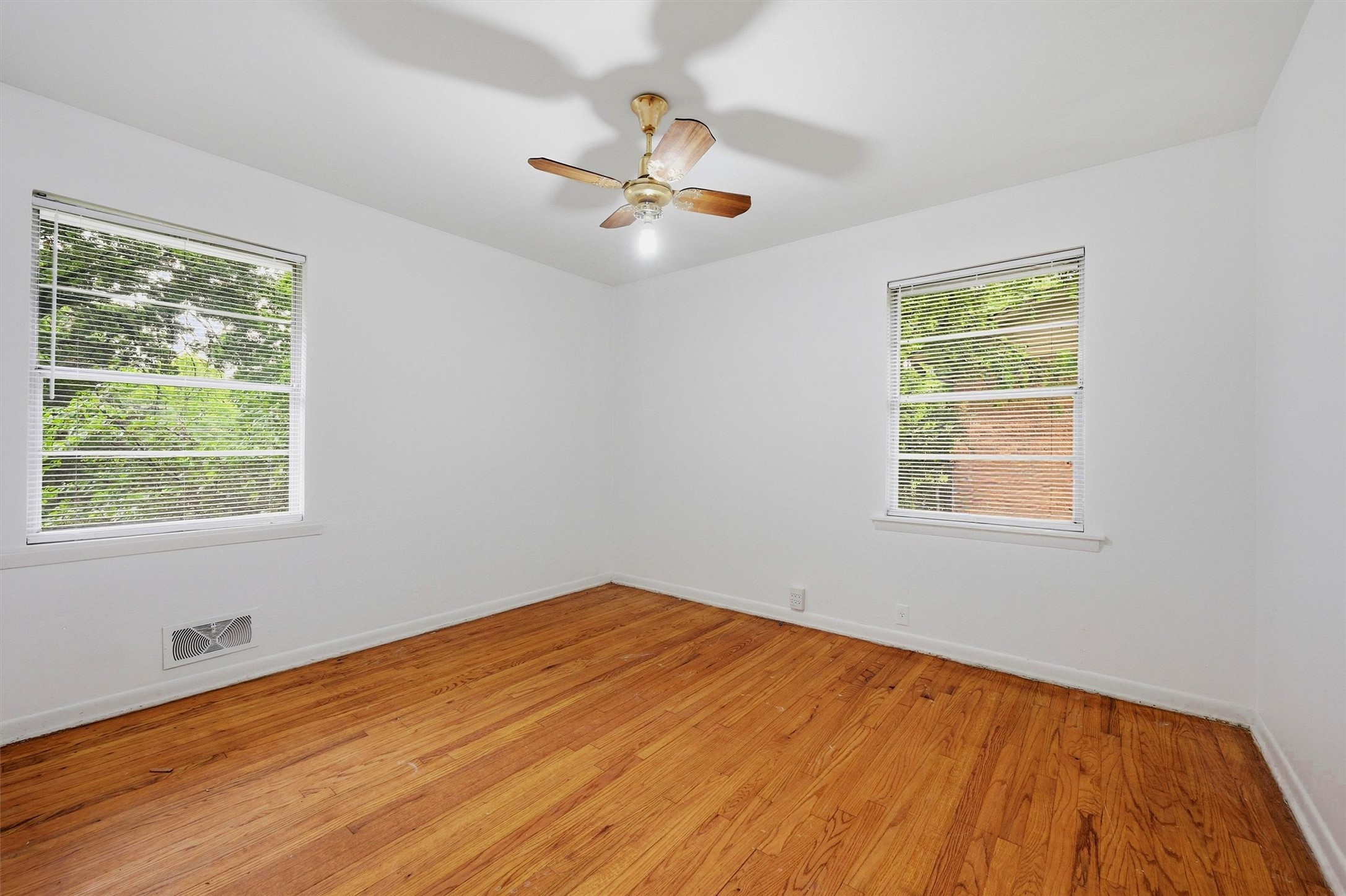 1119 W Mcgee Street Sherman TX 75092