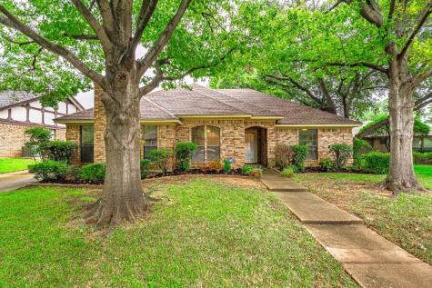 2715 Wooded Acres Drive Arlington TX 76016