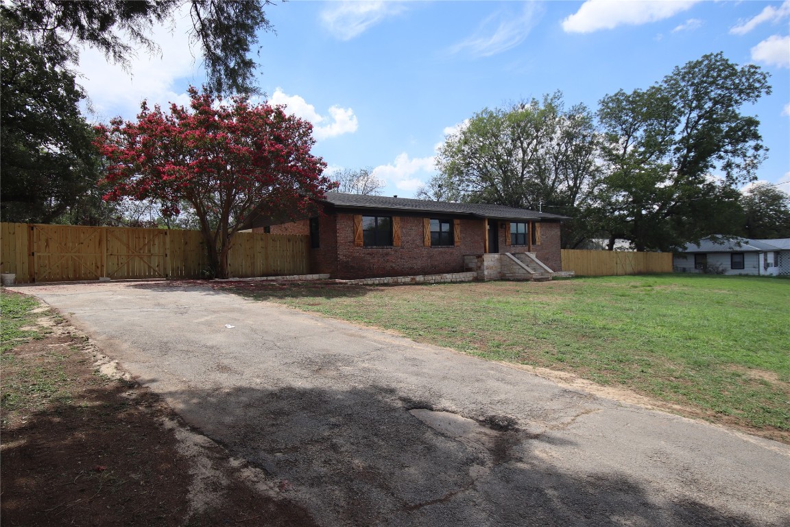 522 E Pierson Street Hamilton TX 76531