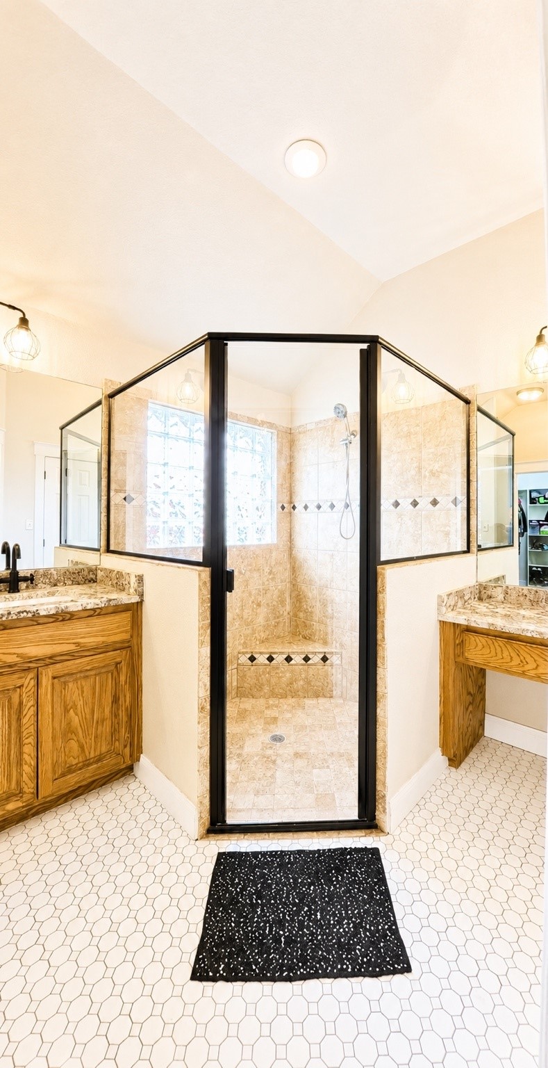 2700 Random Court Granbury TX 76049