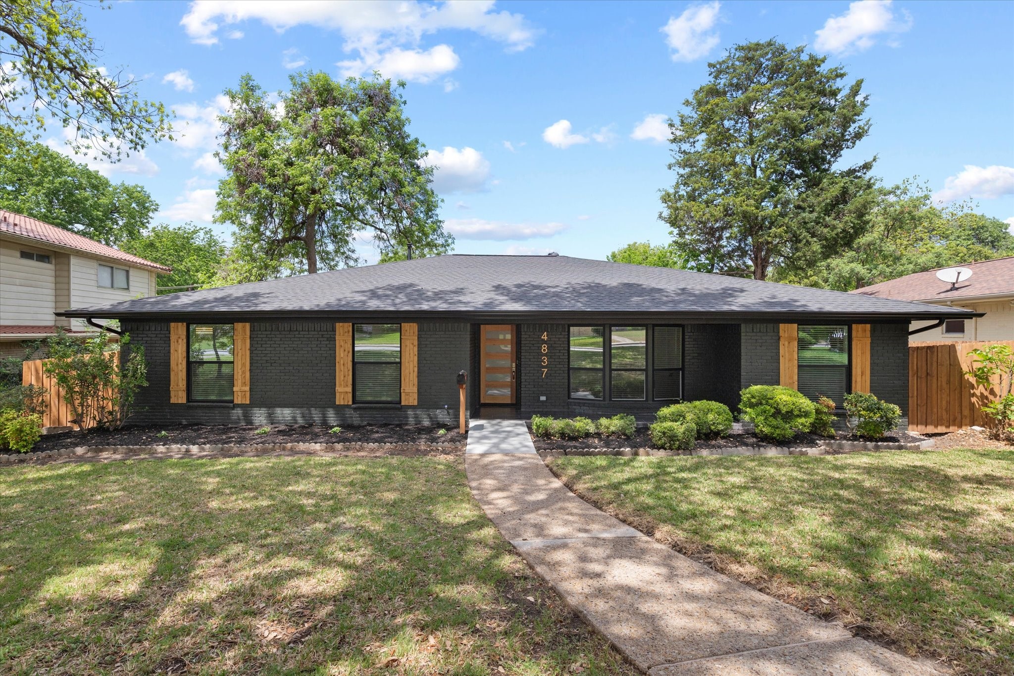 4837 Ashbrook Road Dallas TX 75227