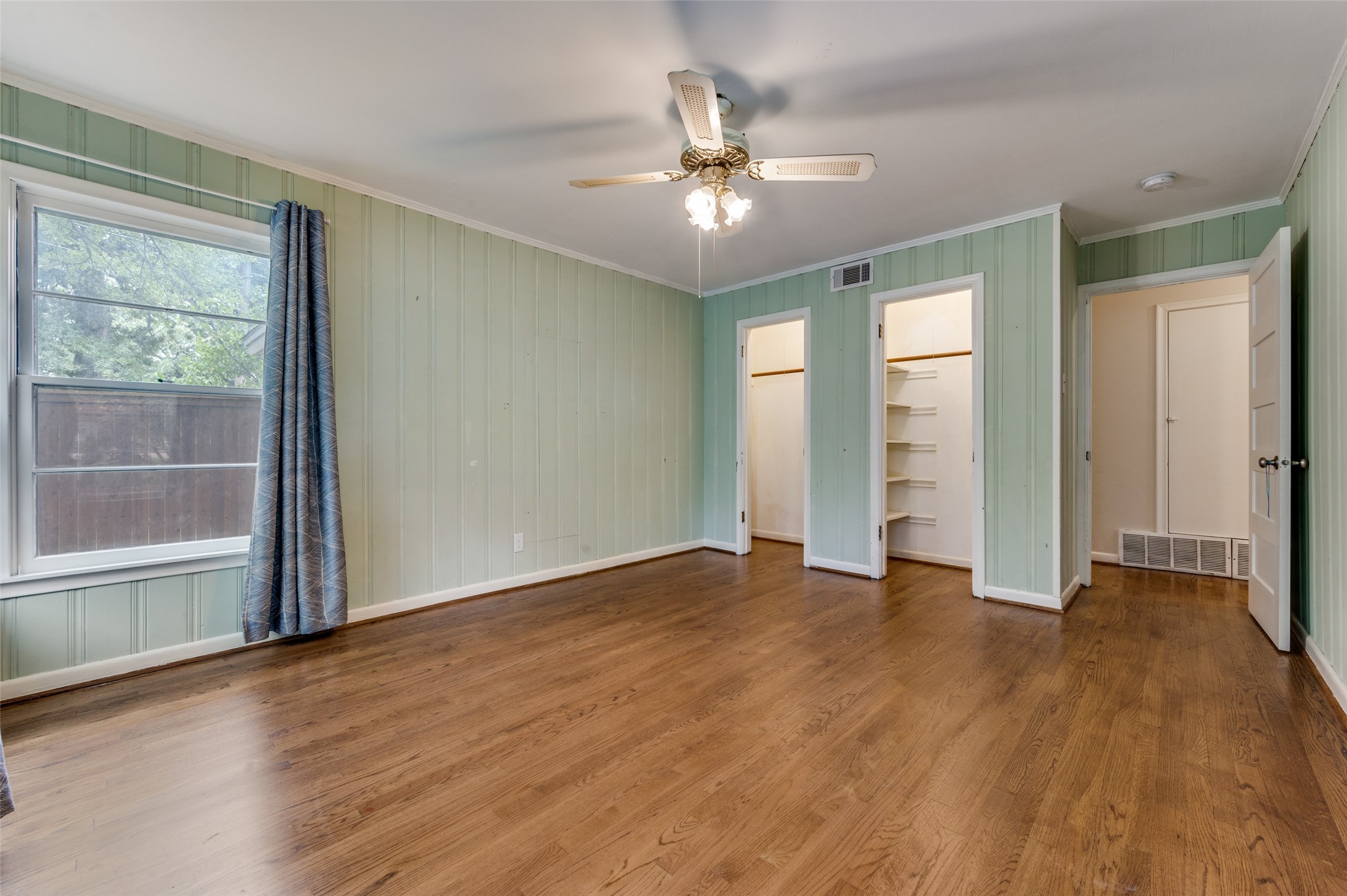 1710 Henderson Court Irving TX 75061