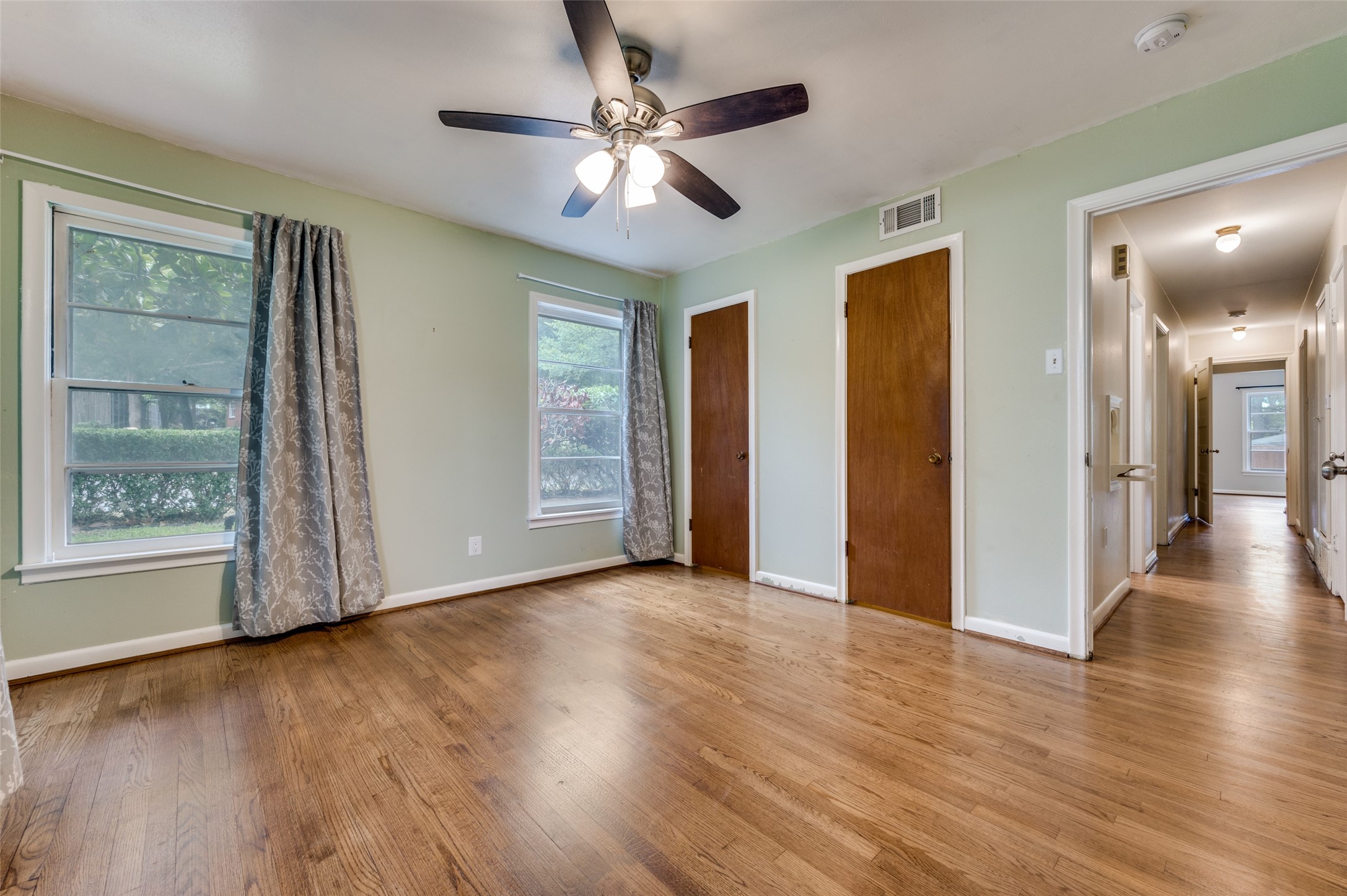 1710 Henderson Court Irving TX 75061