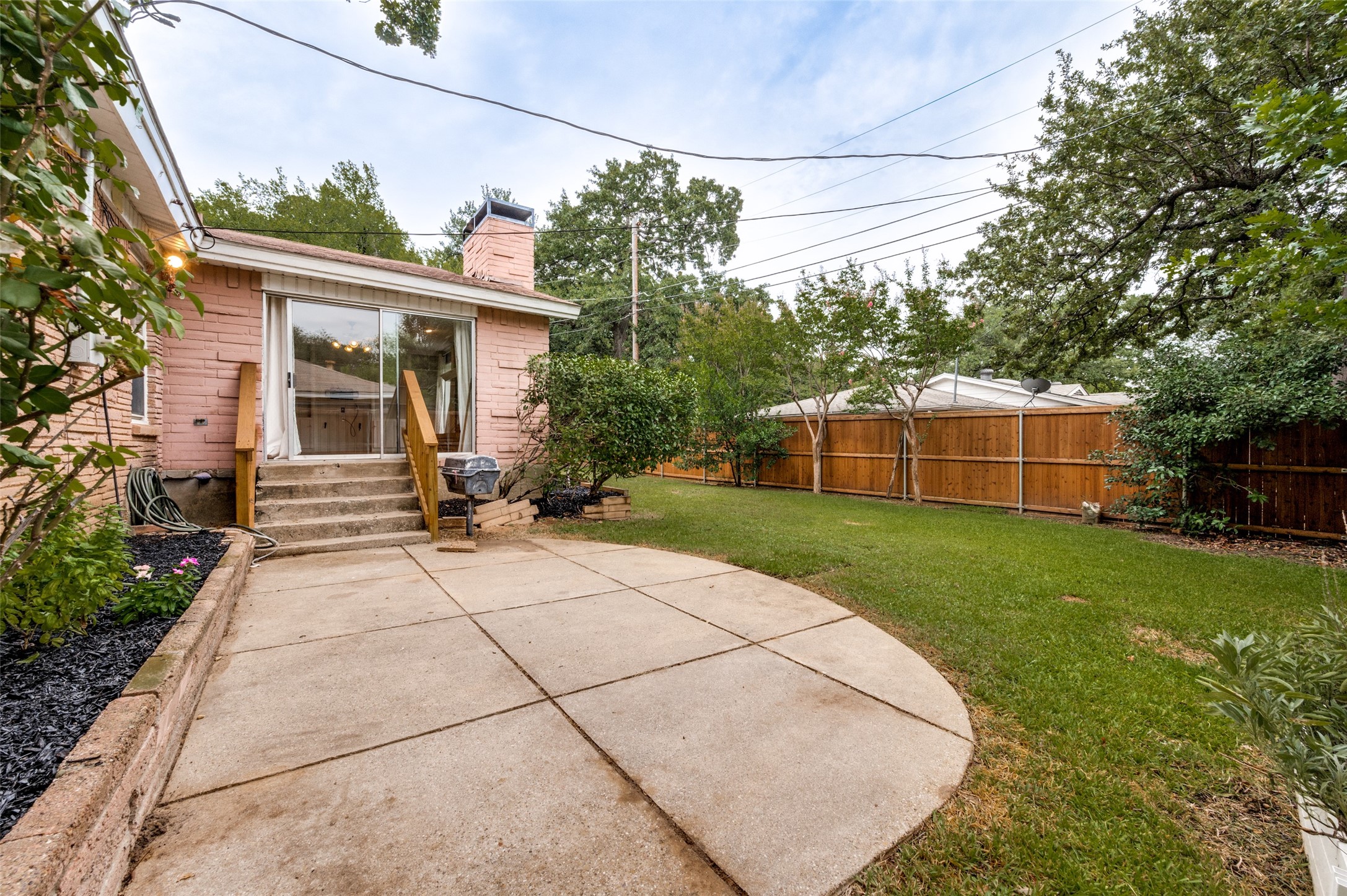 1710 Henderson Court Irving TX 75061