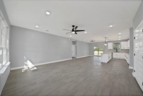 206 Lakeview Drive Runaway Bay TX 76426