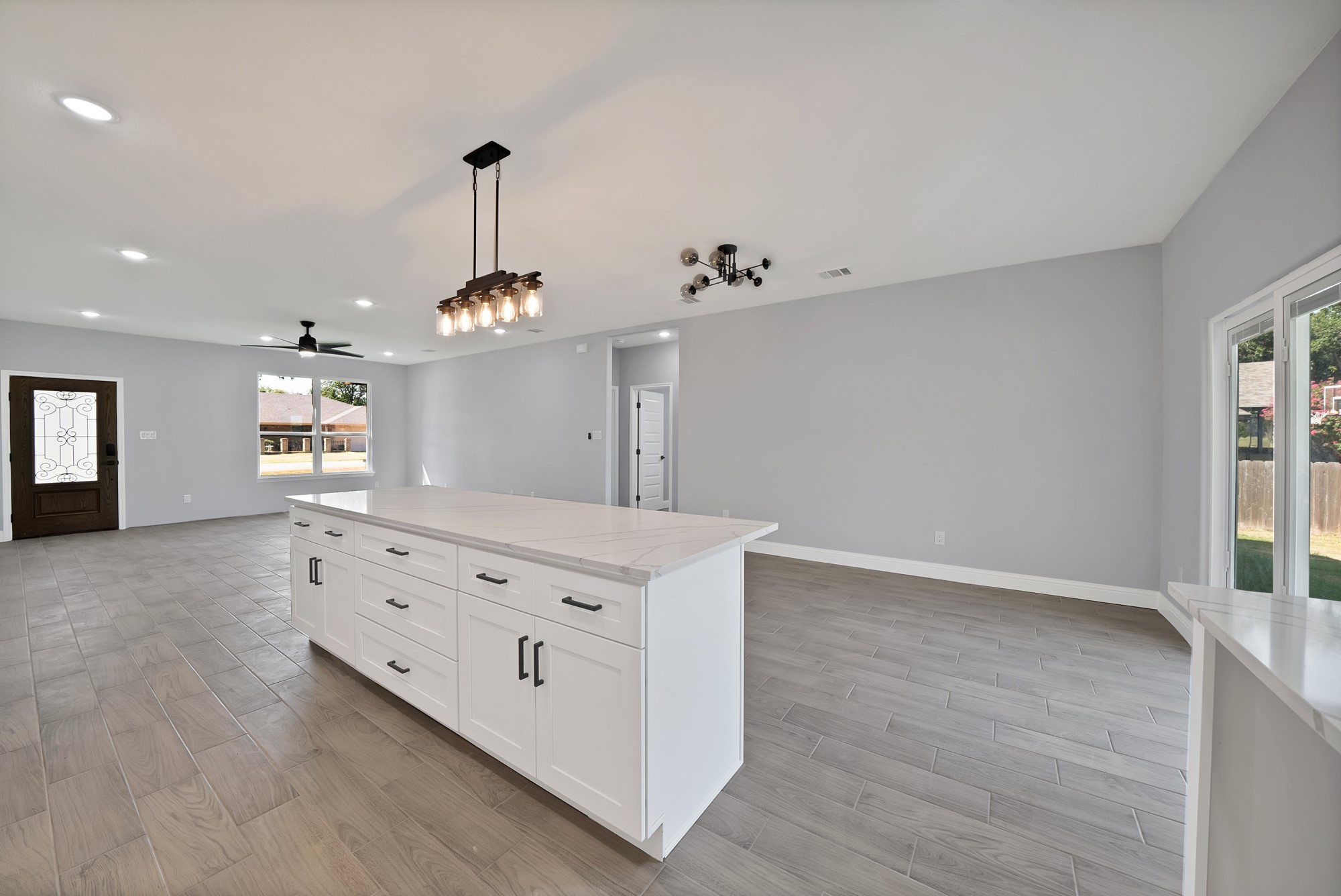 206 Lakeview Drive Runaway Bay TX 76426
