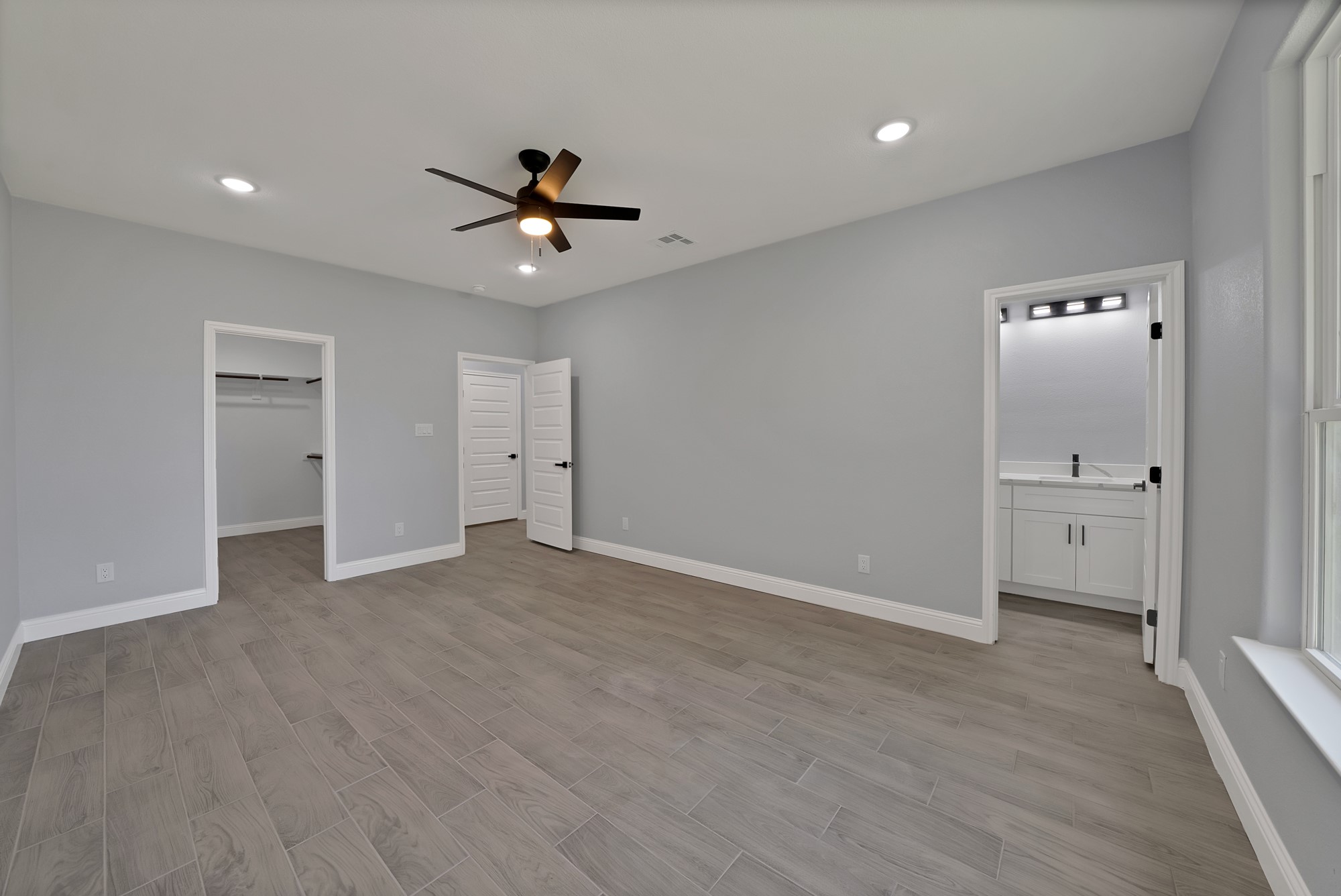 206 Lakeview Drive Runaway Bay TX 76426