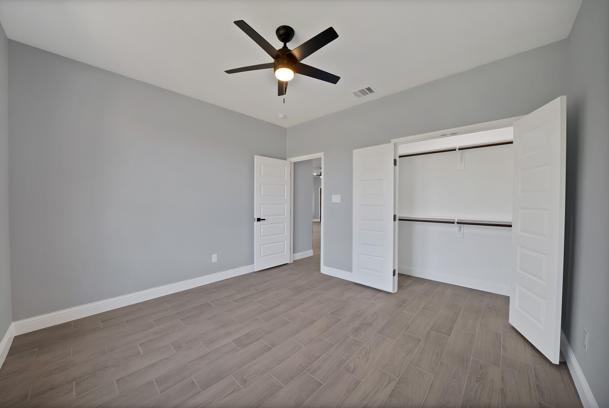 206 Lakeview Drive Runaway Bay TX 76426