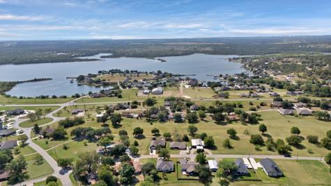 206 Lakeview Drive Runaway Bay TX 76426