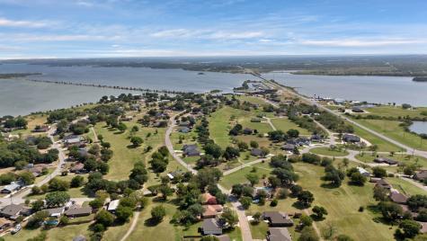 206 Lakeview Drive Runaway Bay TX 76426
