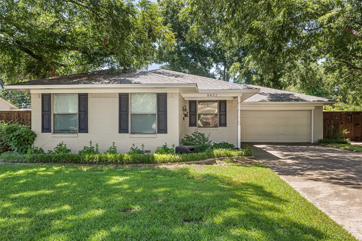 8832 Graywood Drive Dallas TX 75243