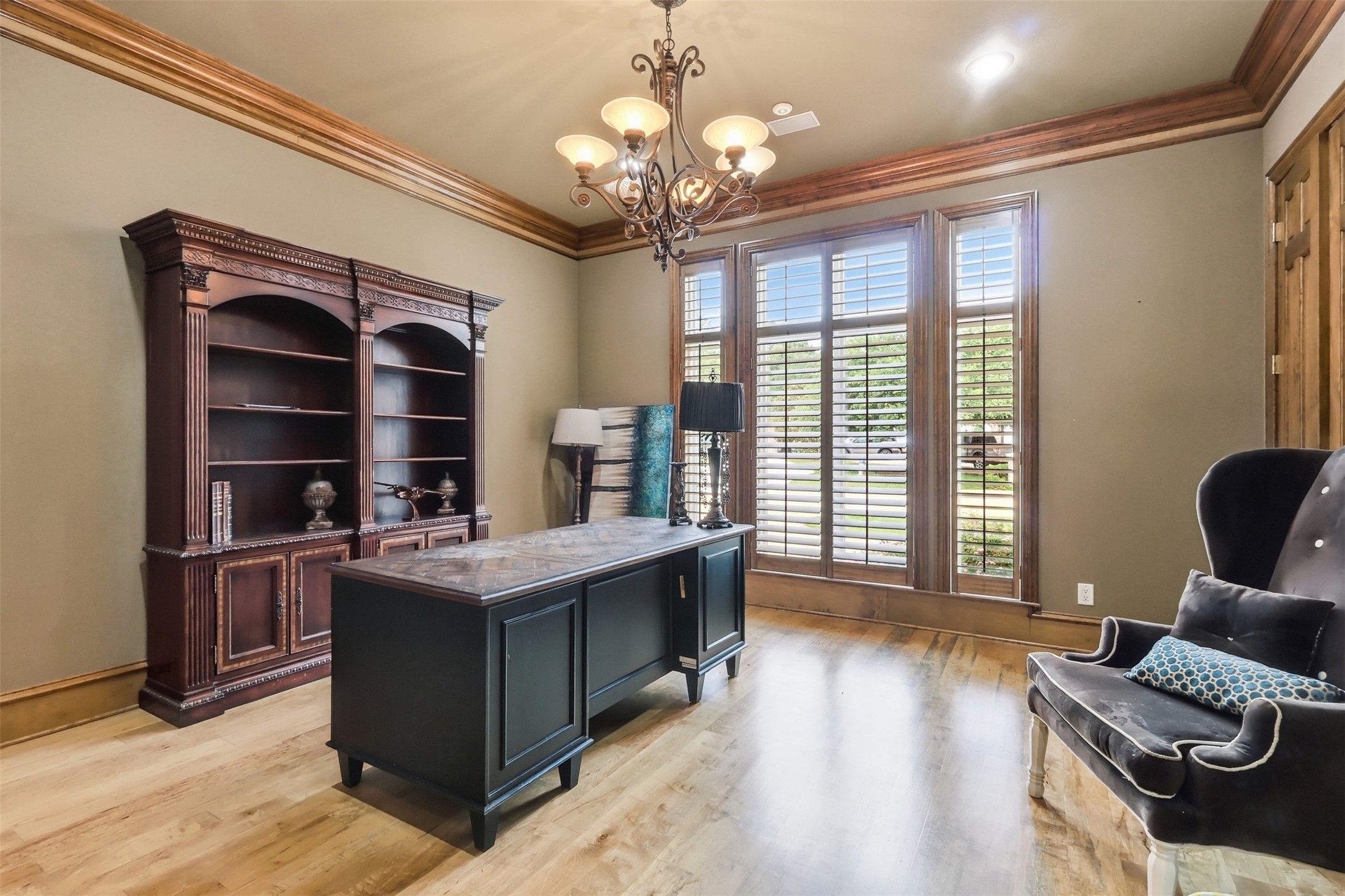 503 Greenhill Park Avenue Mt Pleasant TX 75455