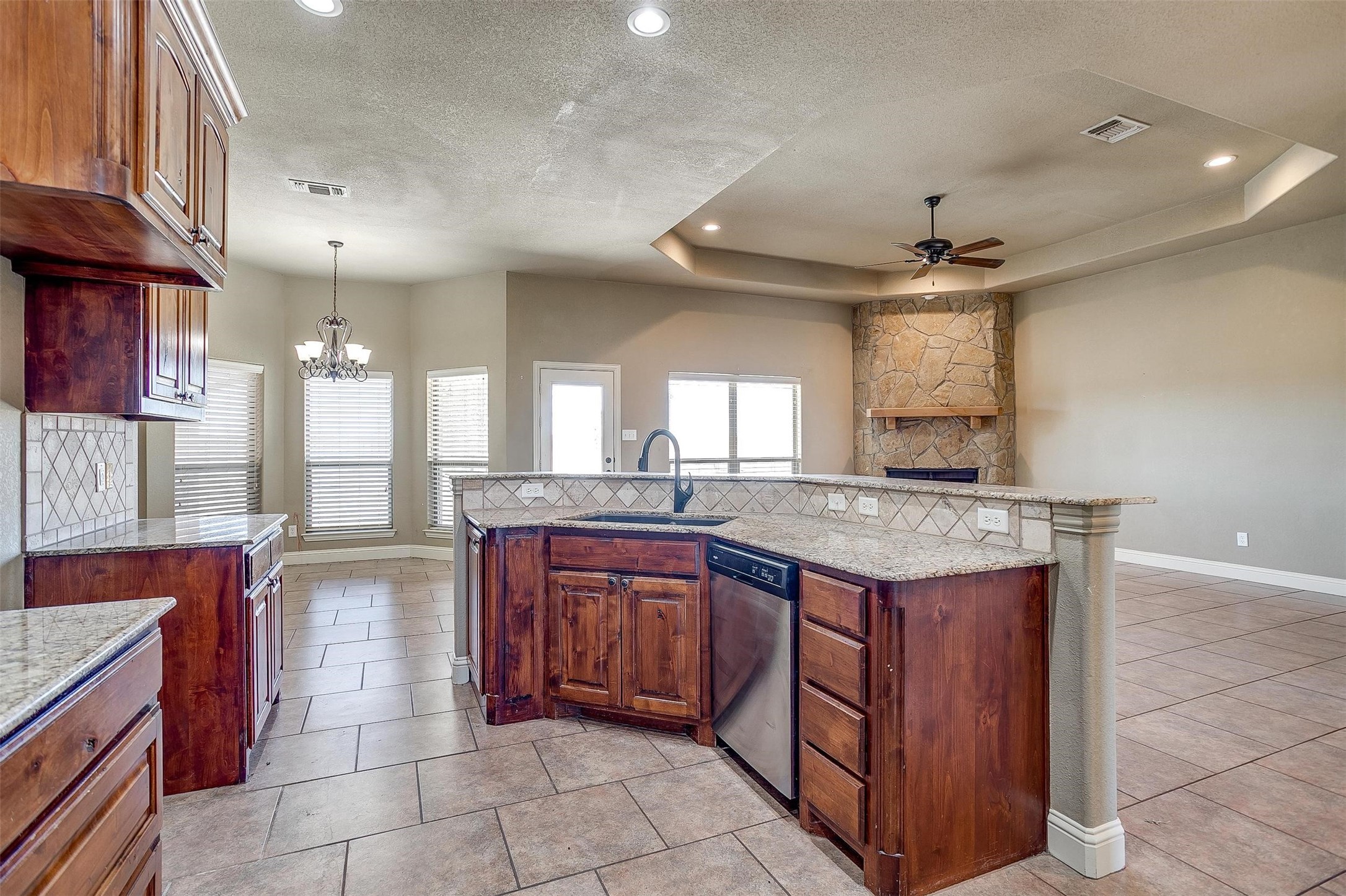 140 Champion Court Weatherford TX 76087