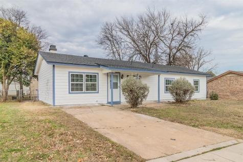 5225 Ira Street N Haltom City TX 76117