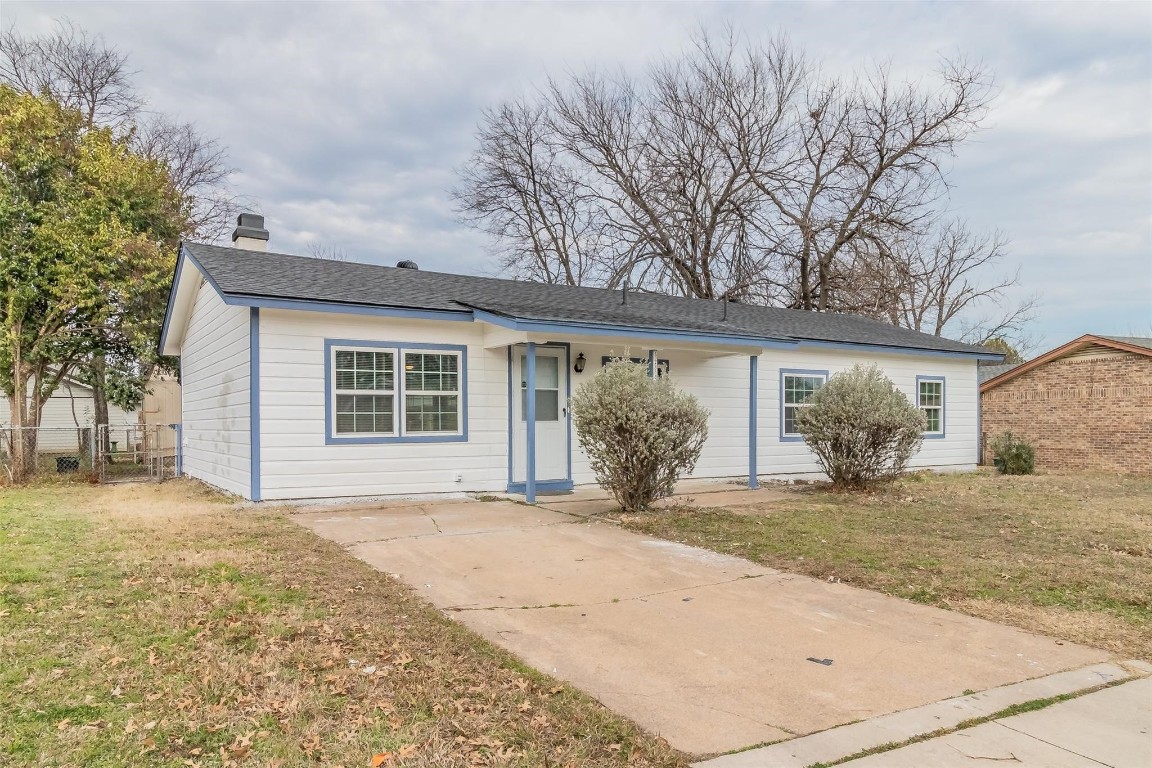5225 Ira Street N Haltom City TX 76117