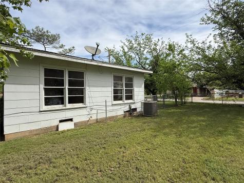 1602 SE 11th Avenue Mineral Wells TX 76067
