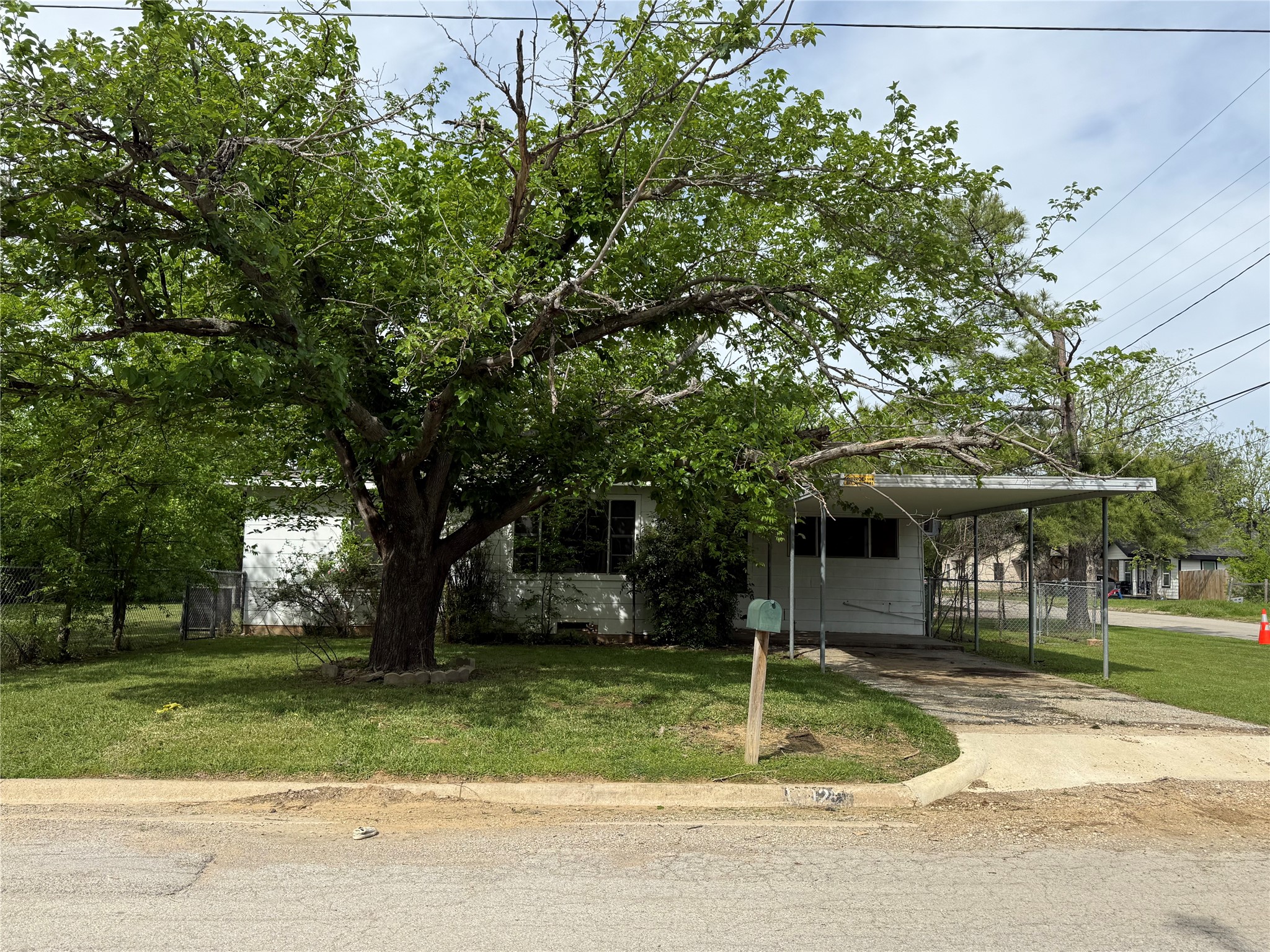 1602 SE 11th Avenue Mineral Wells TX 76067